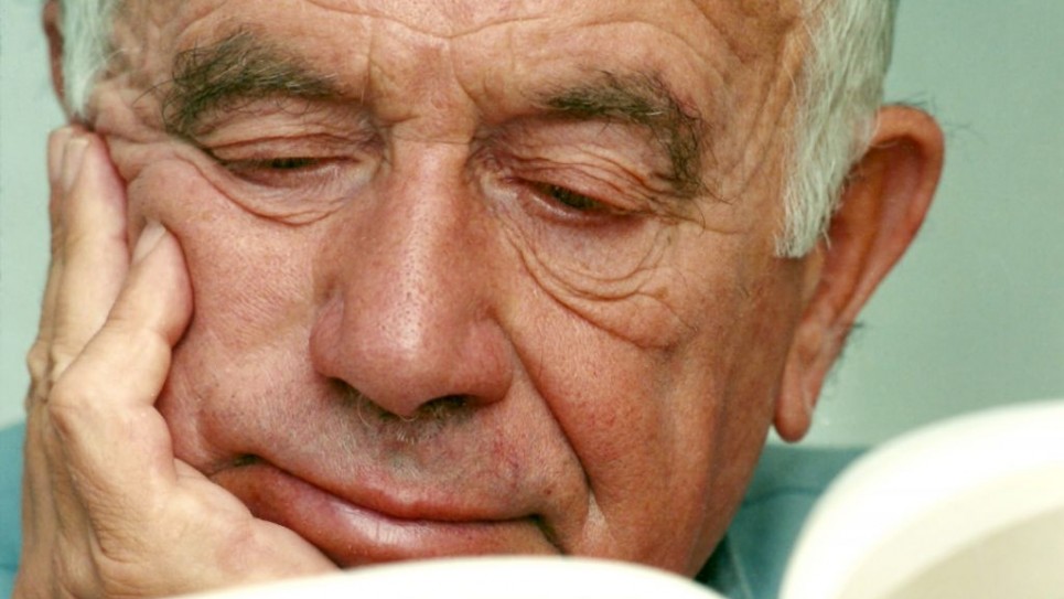 Yehuda Amichai Is Awarded the Israel Prize for Poetry