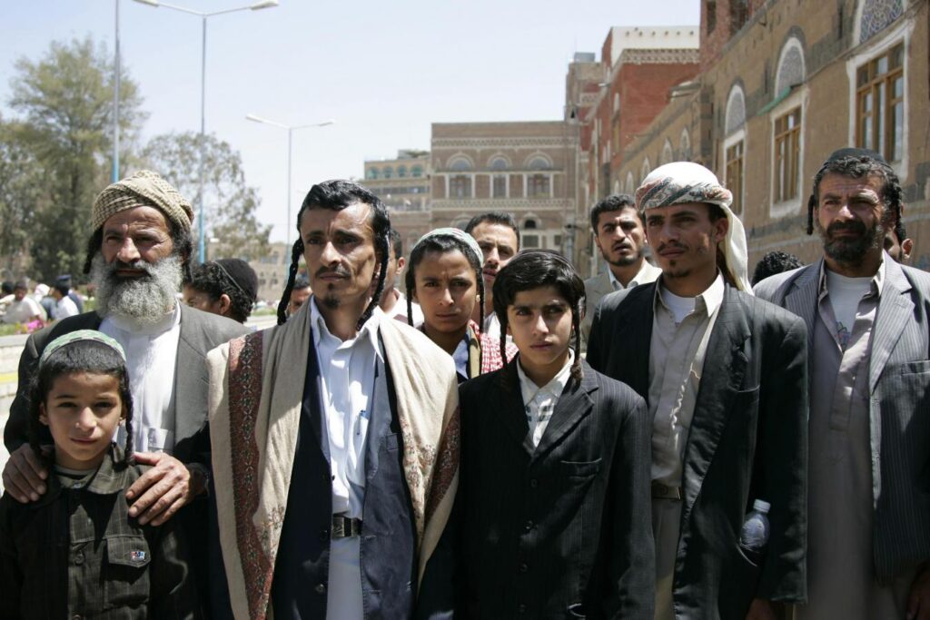 Yemeni Jews Secretly Flown to Israel