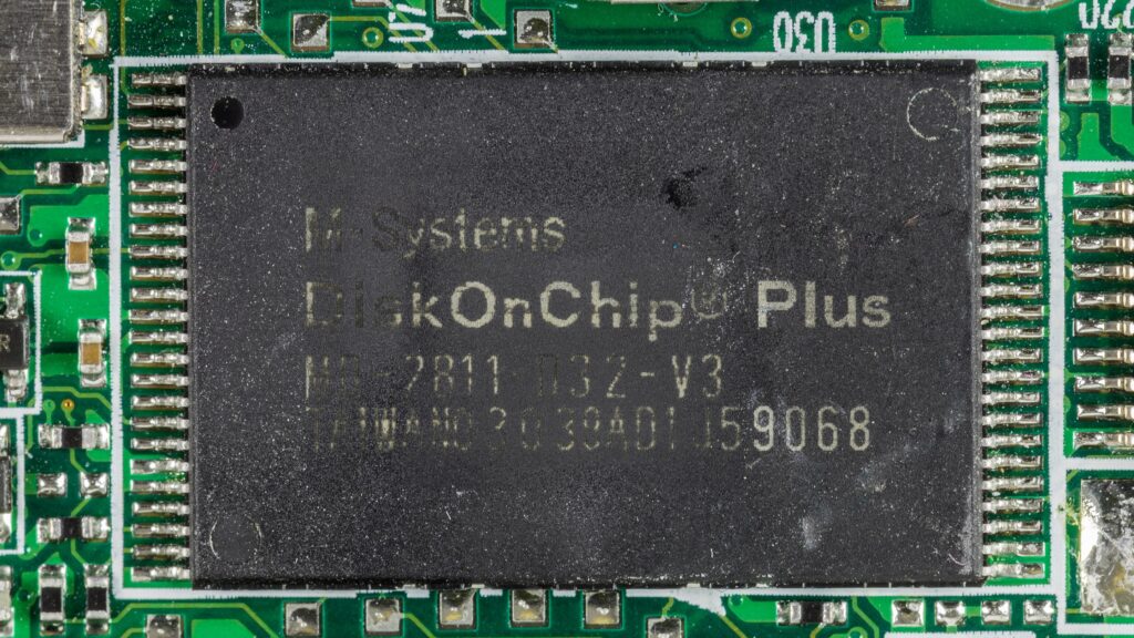 M-Systems Patents USB Flash Drive
