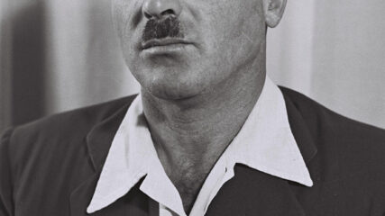 Kibbutz Pioneer Yitzchak Ben-Aharon Is Born