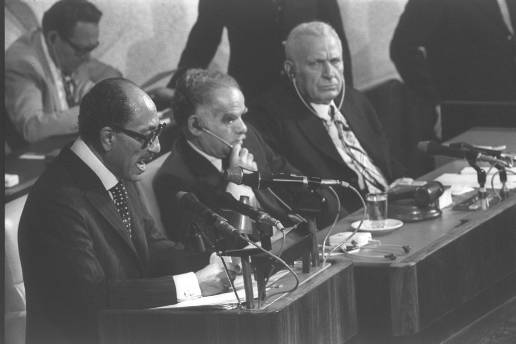 El Liderazgo de Sadat: ¿Lecciones para los palestinos?