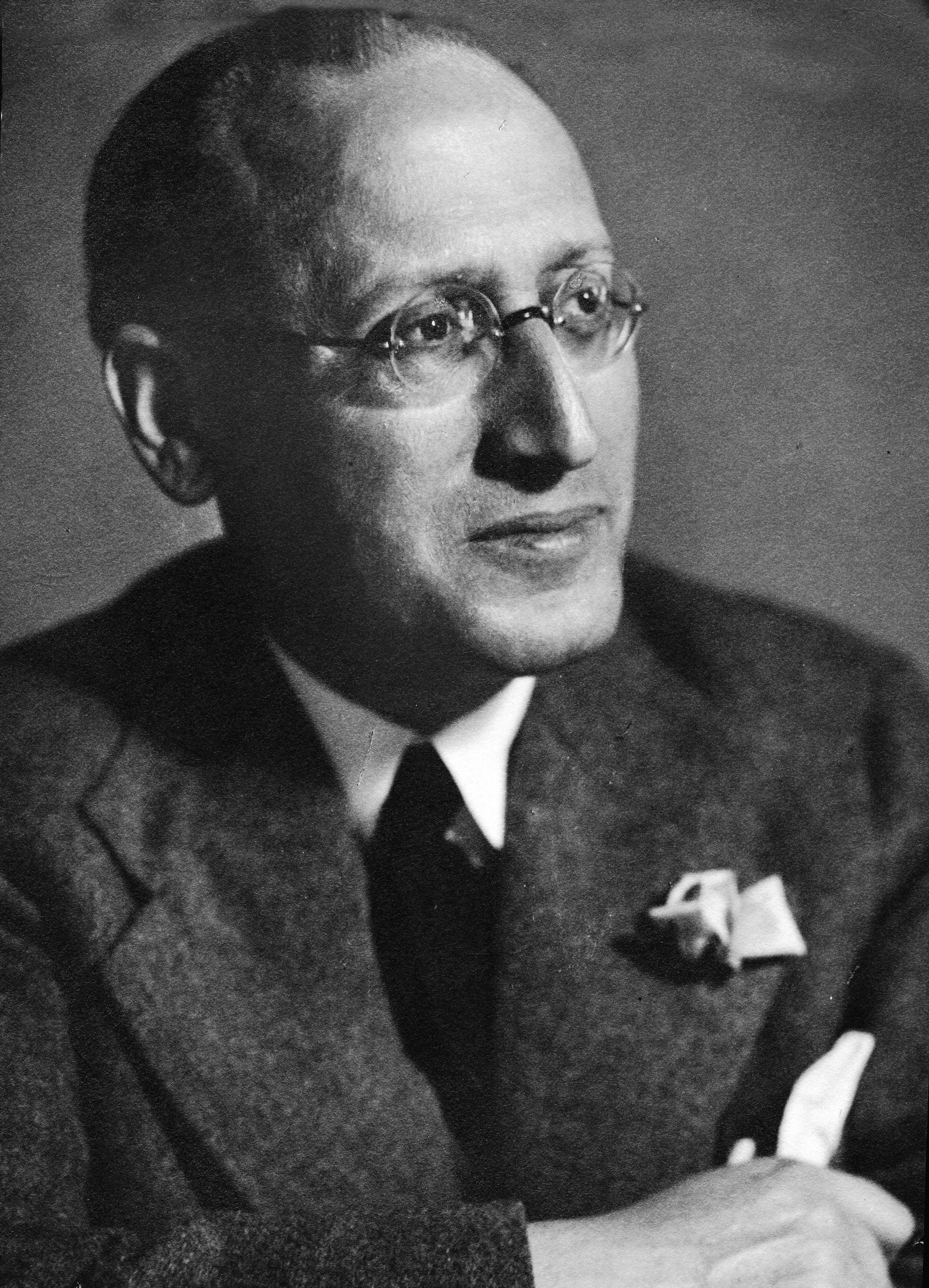 Eliezer Hoofien, 1881-1957