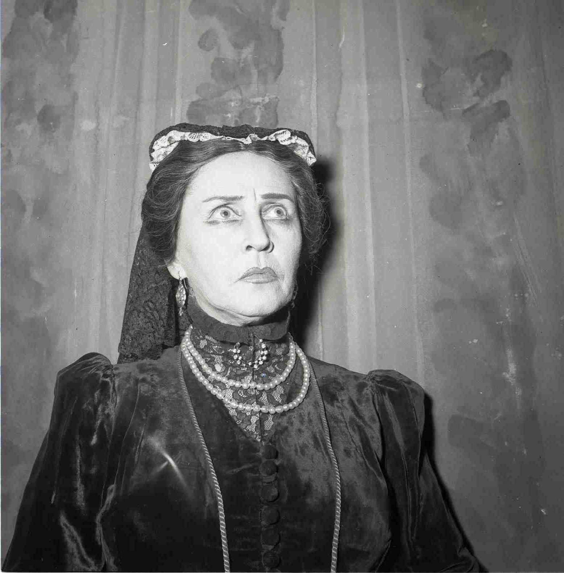 Hanna Rovina, 1888-1980