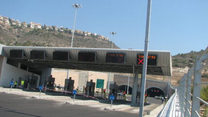 Carmel Tunnels Open in Haifa
