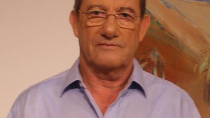 Journalist Ron Ben-Yishai Is Born in Jerusalem