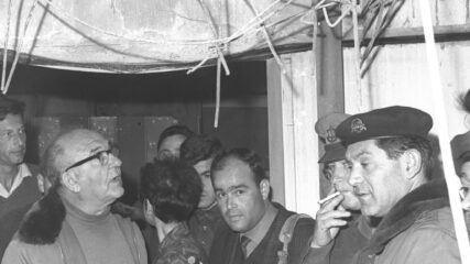 Israel Downs 6 Syrian MiGs in Air Battle